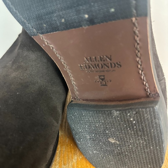 Allen Edmonds Tanner Men 10.5 Chelsea Boot Suede Chocolate Leather Weatherproof main image 12